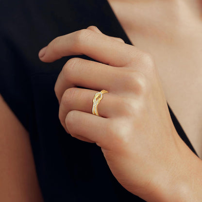 Knot Ring